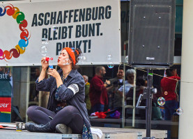 Einheit in Vielfalt - Aschaffenburg ist bunt in der Herstallstraße