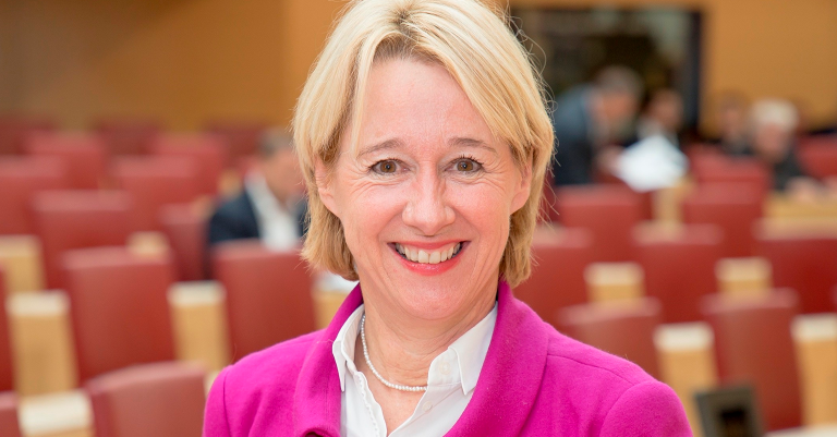 220831_Header Martina Fehlner