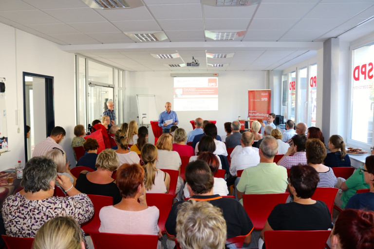 Rund 70 Gäste kamen zur neuesten Ausgabe der „Politischen Impulse“ des SPD-Stadtverbands Aschaffenburg zum Thema Pflege.