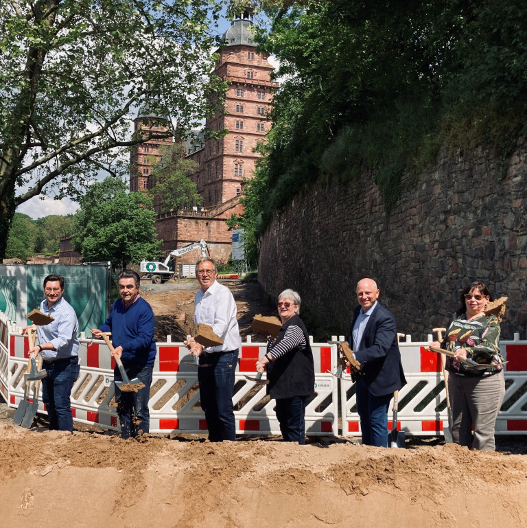 230513_Spatenstich_Mainufer